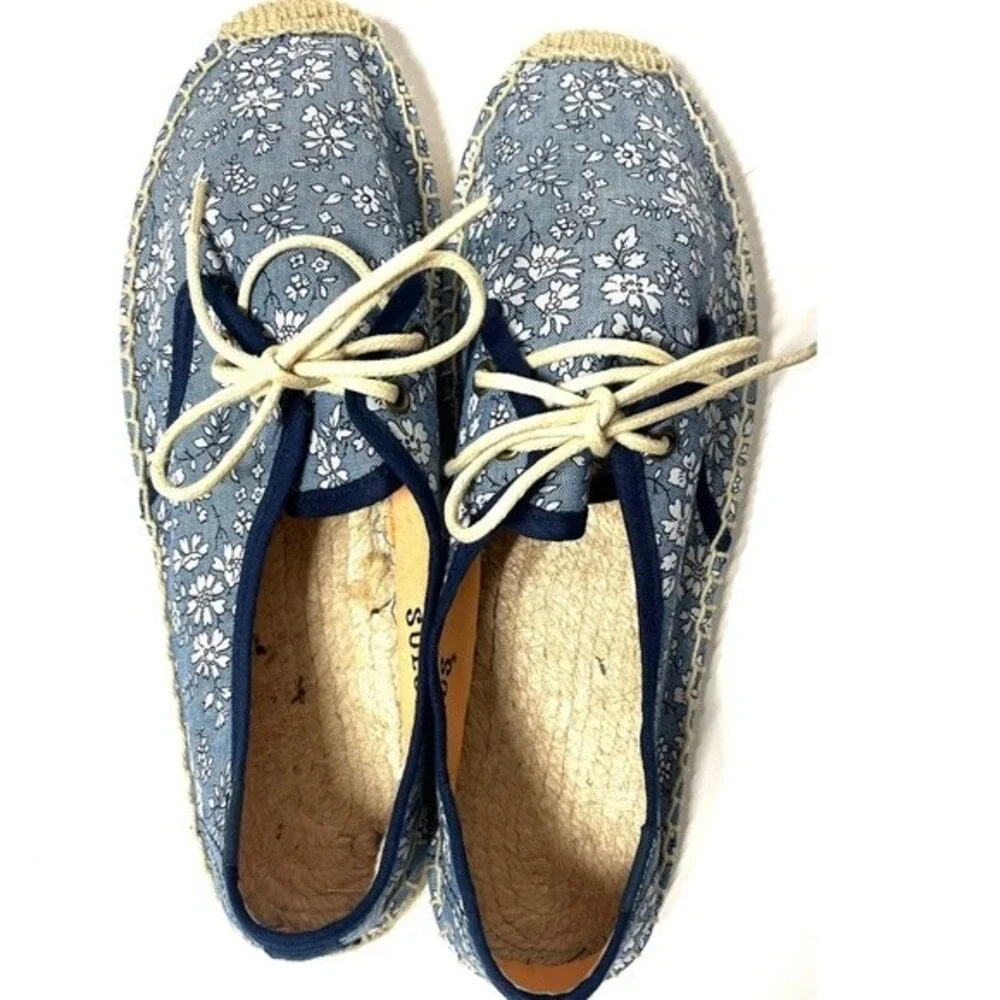Soludos Chambray Denim Floral Lace Up Espadrille Sneakers in Blue and White 7